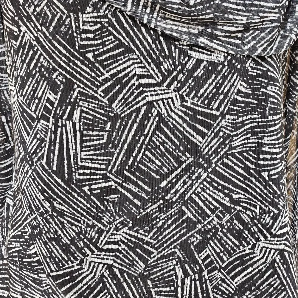 Ella Rafaella Blouse Womens Size 1X Black White Cowl Neck Top Abstract Print - Picture 7 of 8